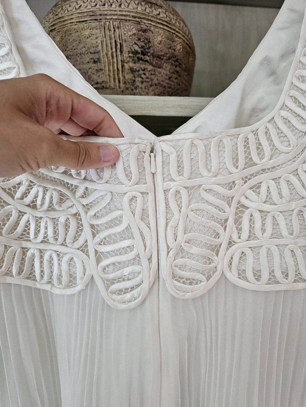 Sue Wong Nocturne Dress 10 Formal Gown Silken Pleated Embroidered Lace White - Picture 7 of 8